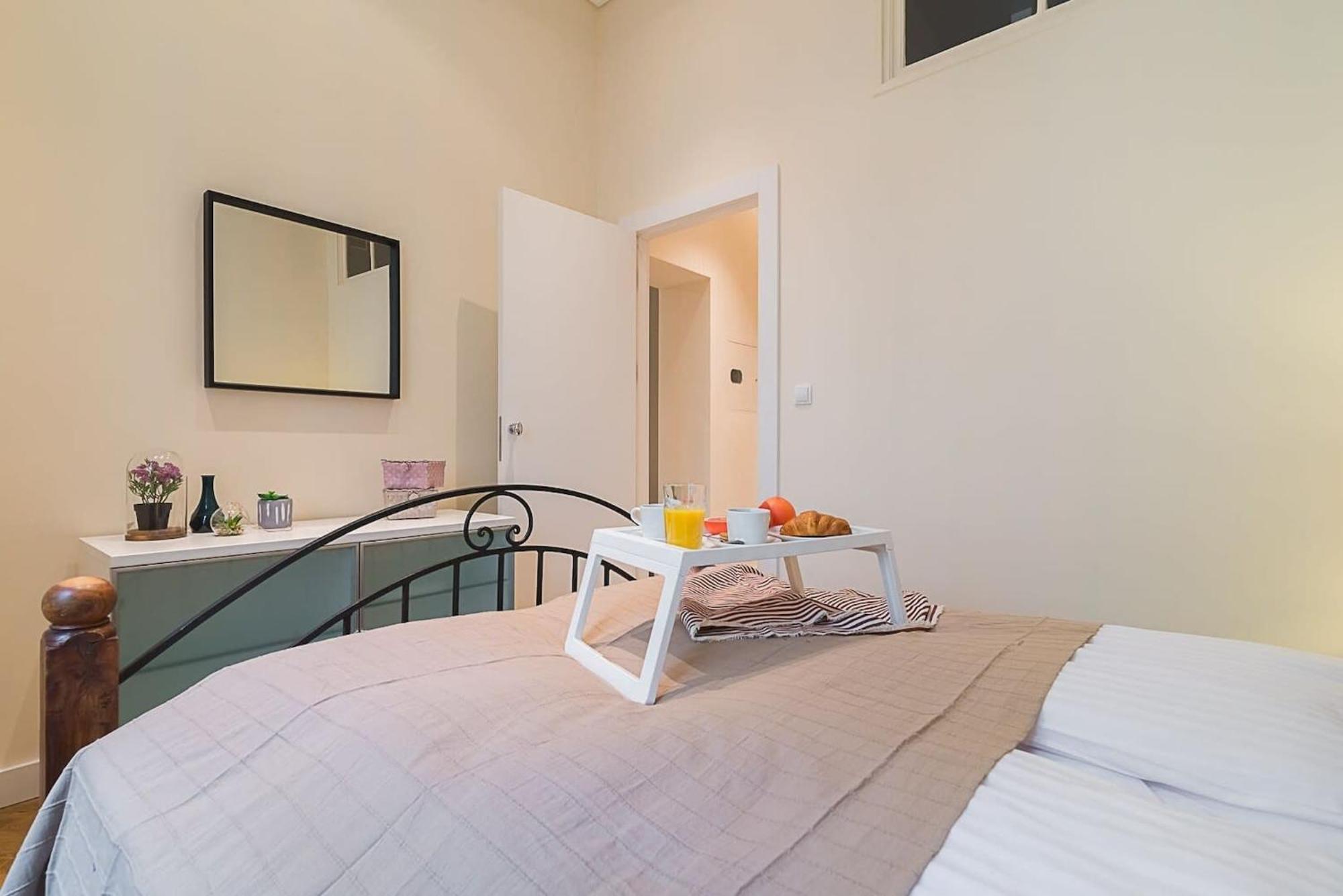 Rent Like Home - Hoza 39 Varsó Kültér fotó